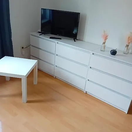 Stellas Monteurwohnungen Appartement *