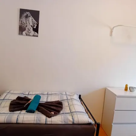 Stellas Monteurwohnungen Appartement *