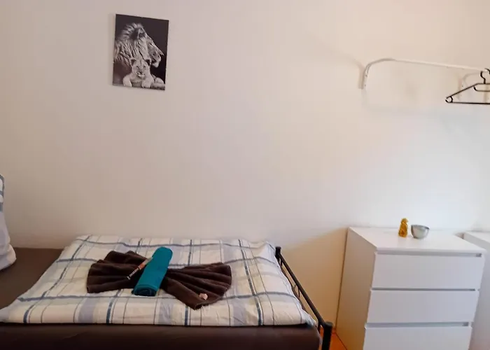 Stellas Monteurwohnungen Appartamento *